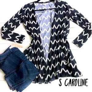 NEW LuLaRoe Caroline Cardigan Black and white - Small